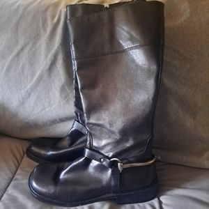 Matisse brand tall black leather boots